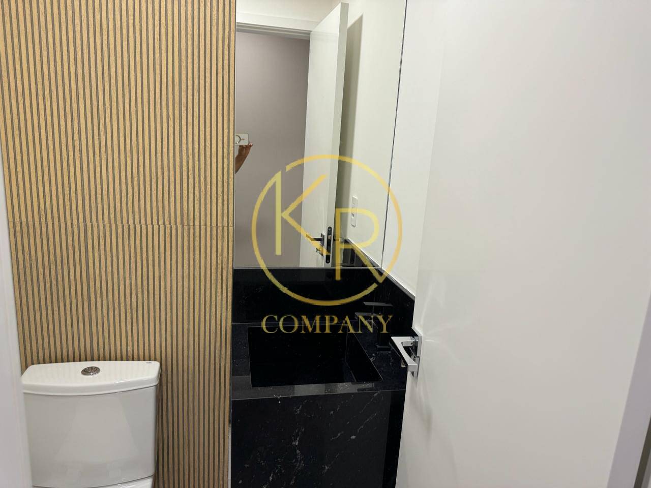 Apartamento para alugar com 3 quartos, 131m² - Foto 36