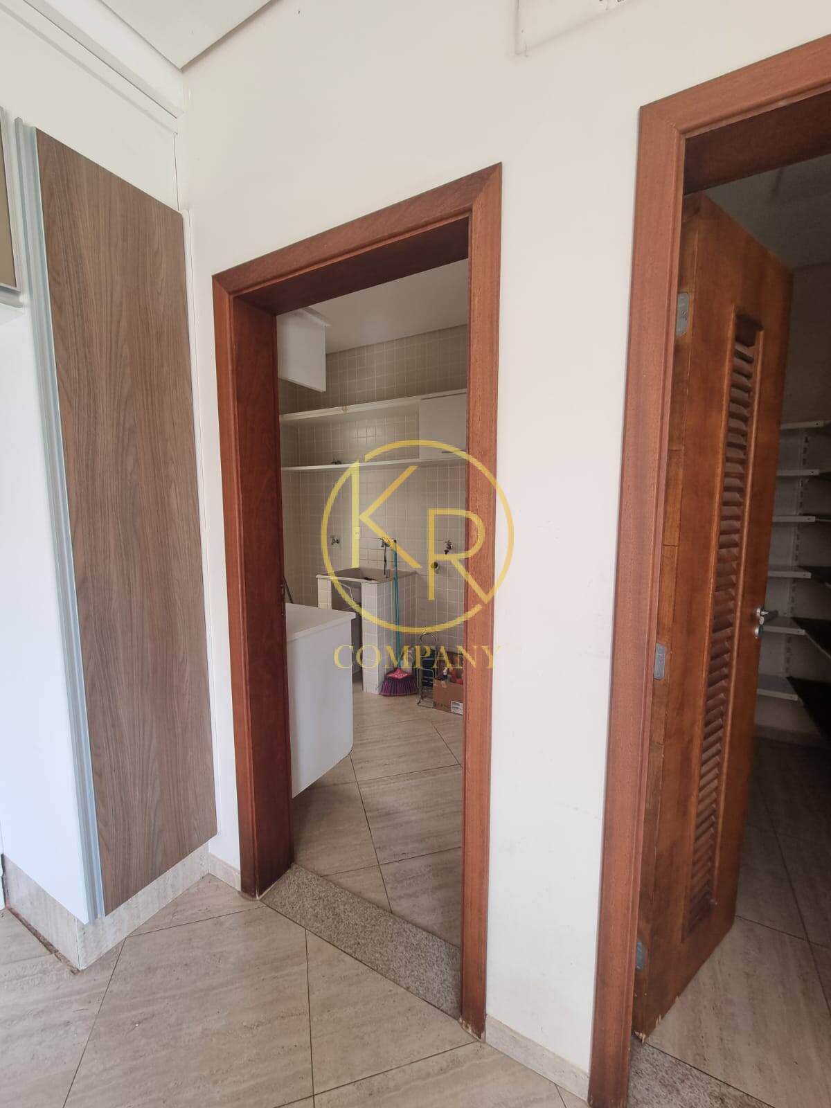 Casa de Condomínio à venda com 5 quartos, 374m² - Foto 21