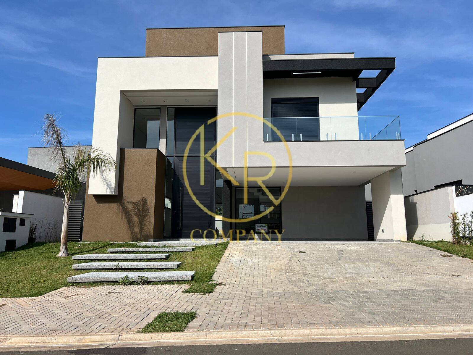 Casa de Condomínio à venda com 4 quartos, 364m² - Foto 2