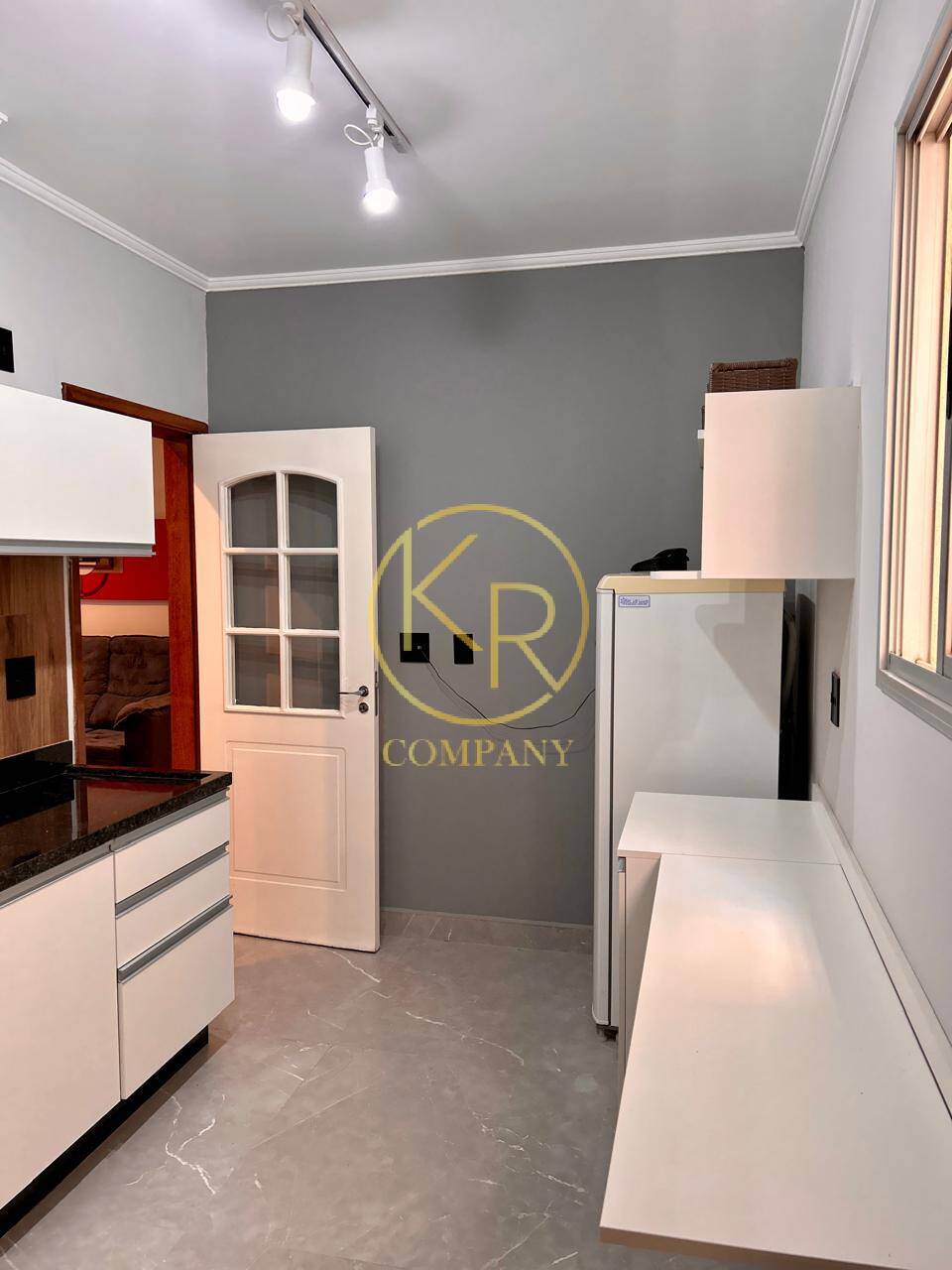 Apartamento à venda e aluguel com 2 quartos, 68m² - Foto 11