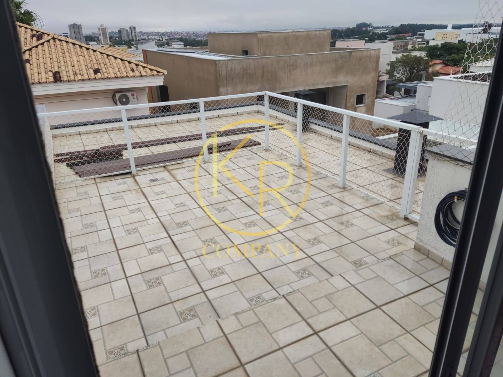 Sobrado à venda com 3 quartos, 242m² - Foto 14