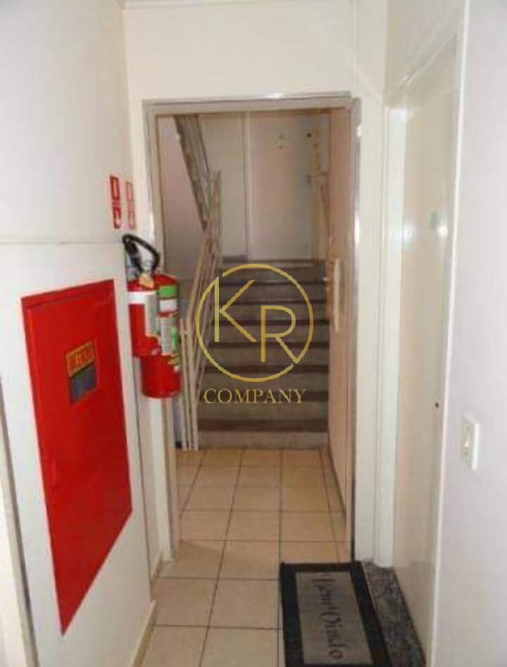 Apartamento à venda com 2 quartos, 52m² - Foto 16