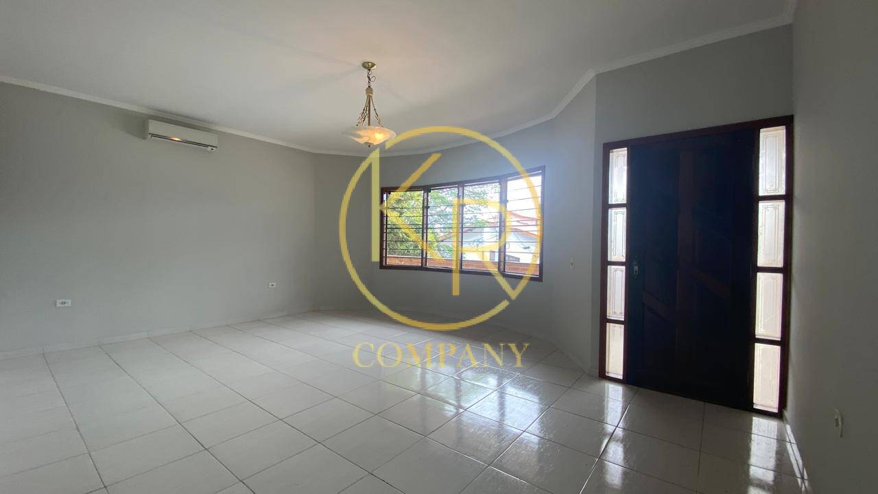 Casa à venda e aluguel com 3 quartos, 190m² - Foto 18