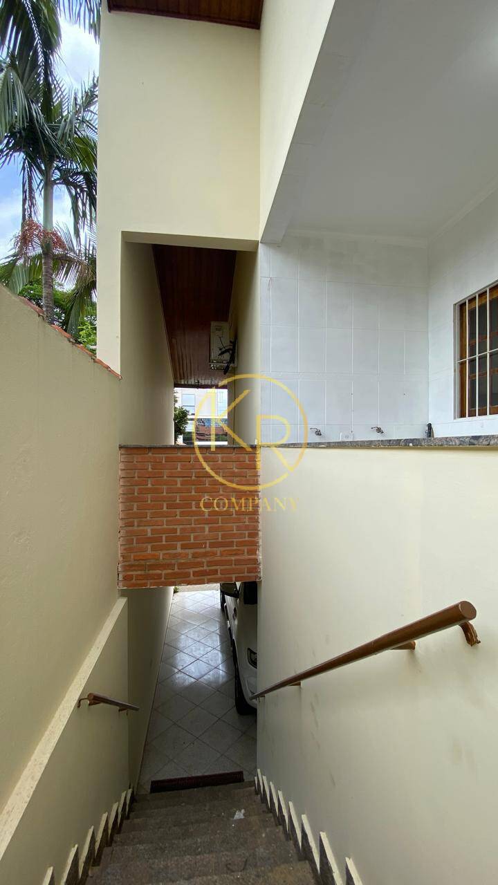 Casa à venda e aluguel com 3 quartos, 190m² - Foto 27