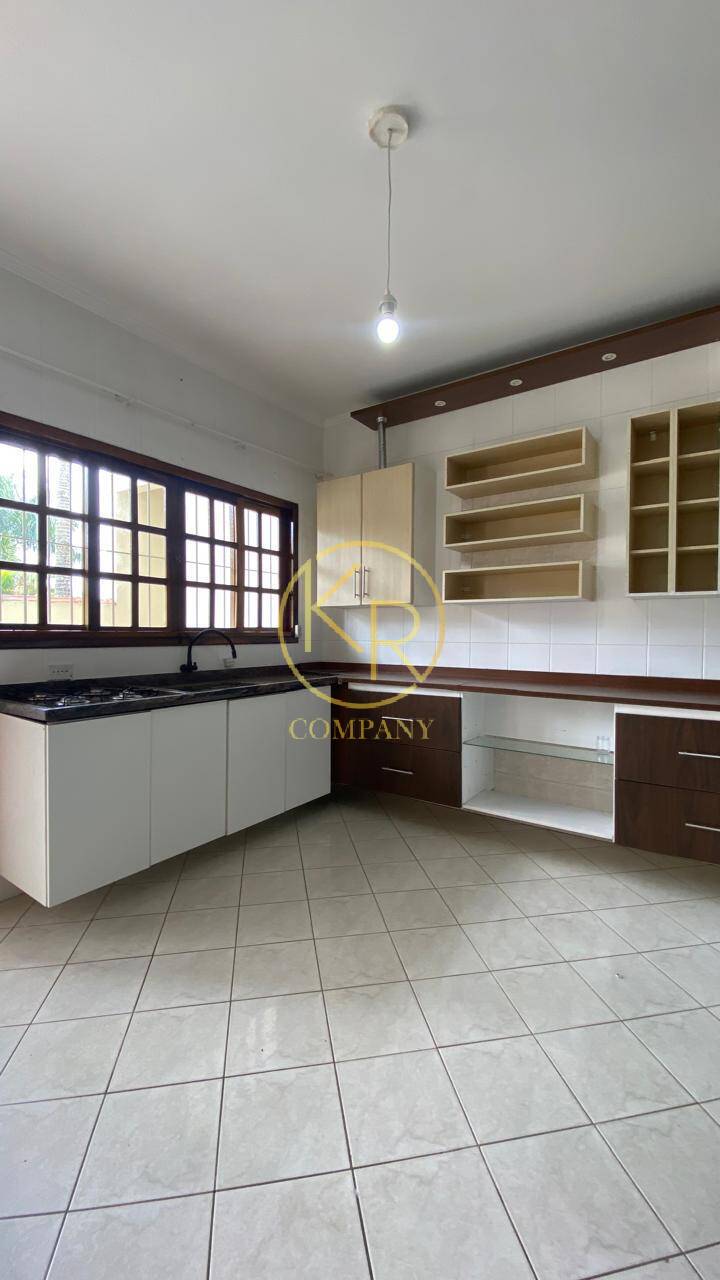 Casa à venda e aluguel com 3 quartos, 190m² - Foto 38