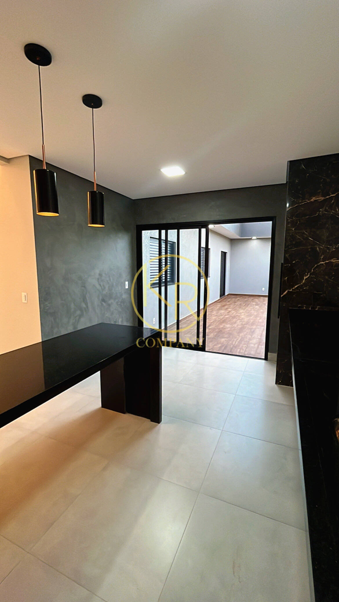 Casa à venda com 3 quartos, 134m² - Foto 4