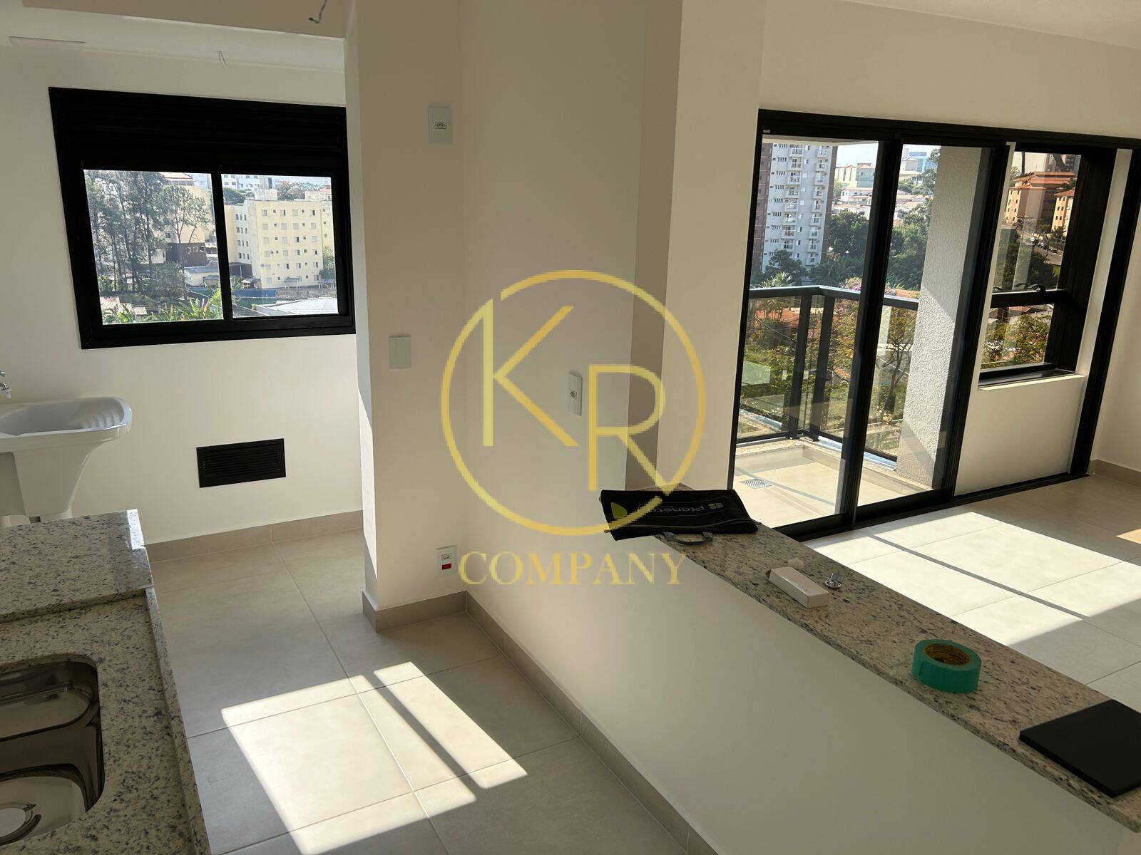 Apartamento à venda com 2 quartos, 85m² - Foto 14