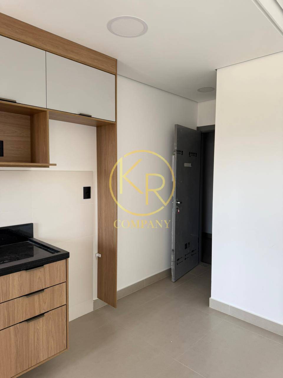 Apartamento à venda com 3 quartos, 73m² - Foto 2