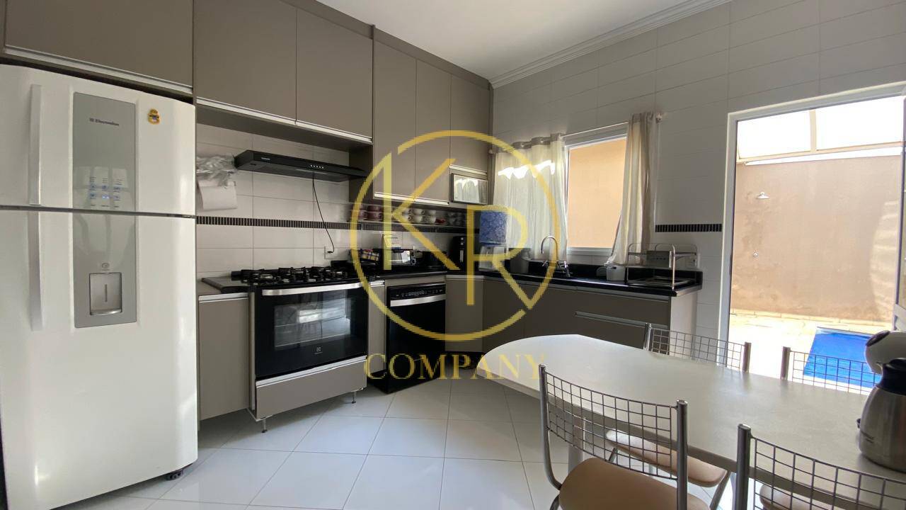 Casa à venda com 3 quartos, 260m² - Foto 17