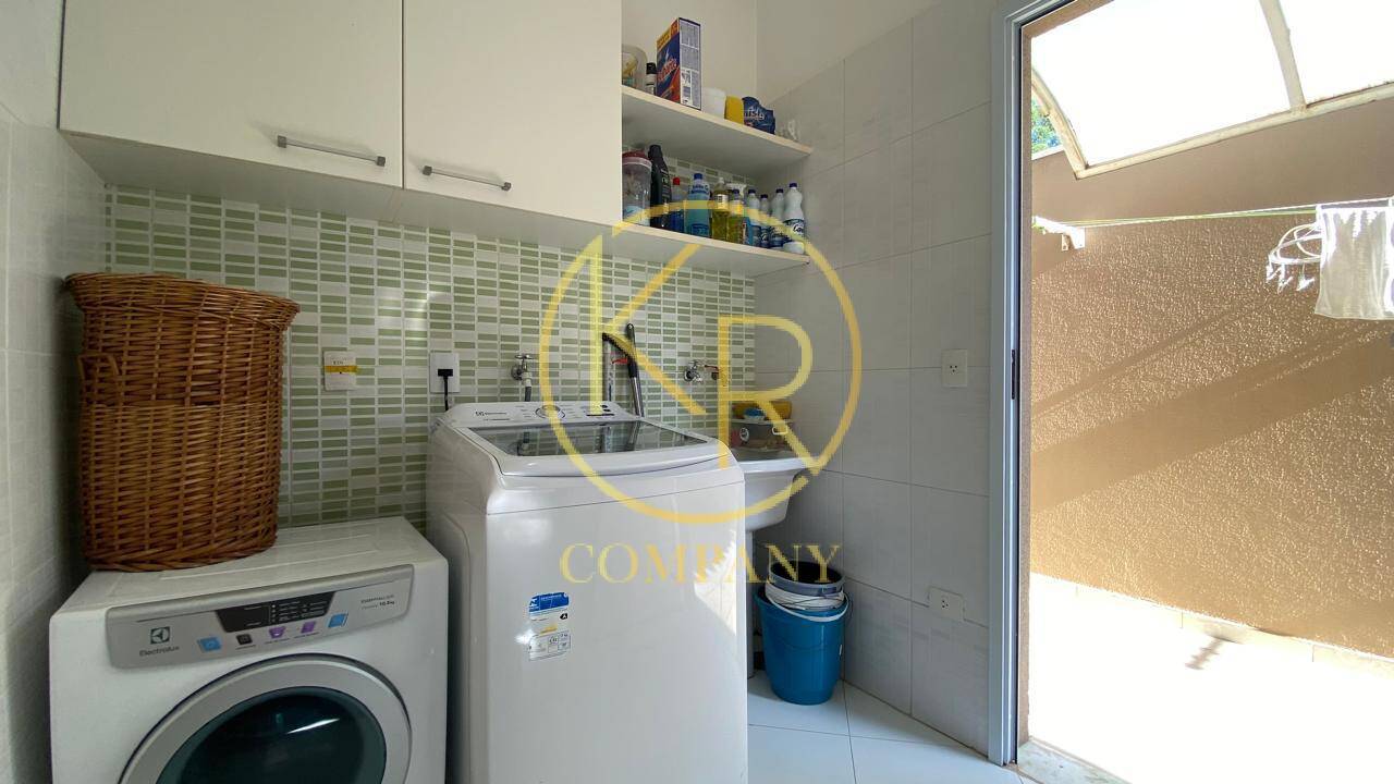 Casa à venda com 3 quartos, 260m² - Foto 18